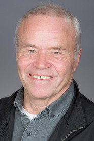 George Sweeney 头像