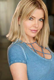 Angela Little 头像