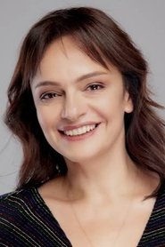 Selen Uçer 头像