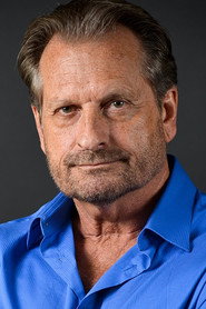 Paul Thomas Arnold 头像