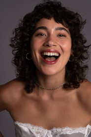 Flora Sandyá 头像