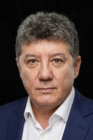 Tarık Ünlüoğlu 头像