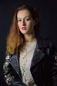 Angela Mavropoulos 头像