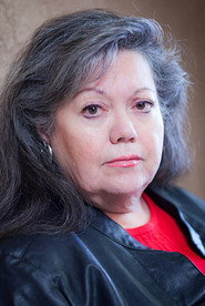 Celine R. Lopez 头像