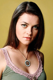 Holly Davidson 头像