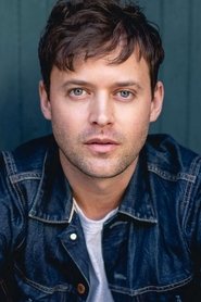 Oliver Ackland 头像