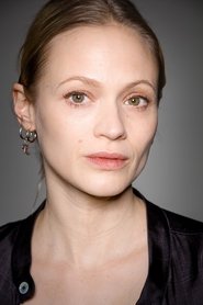 Mavie Hörbiger 头像