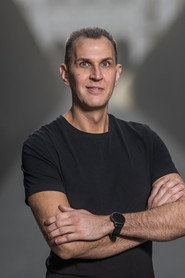 Dull Szabolcs 头像