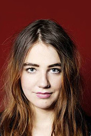Imogen Archer 头像