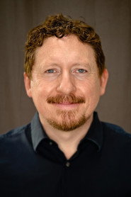 Caradog W. James 头像