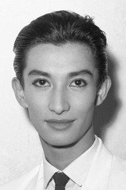 美轮明宏 头像
