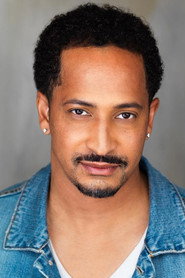 Justin Clarke 头像