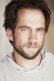 Benjamin Farry 头像