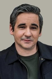 Iain Robertson 头像