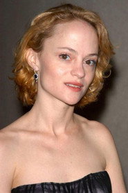 Angela Bettis 头像