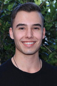 Evan Henzi 头像