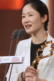 黄佳 头像