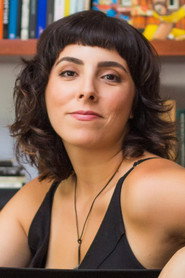 Julia Rezende 头像