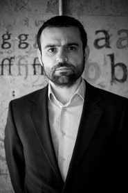Bogdan Theodor Olteanu 头像
