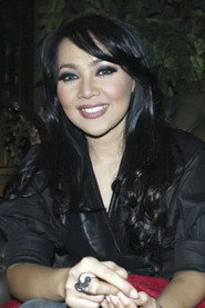 Dewi Gita 头像