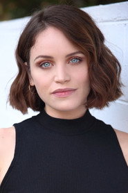 Lindsay Pearce 头像