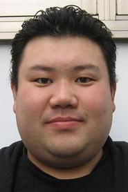 鹿糠光明 头像