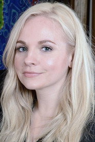 Georgia Tennant 头像