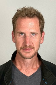 Mark Elderkin 头像