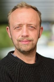 Michael Lambourne 头像